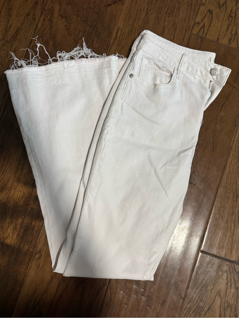 Harper Hertiage White Frayed Hem Jeans